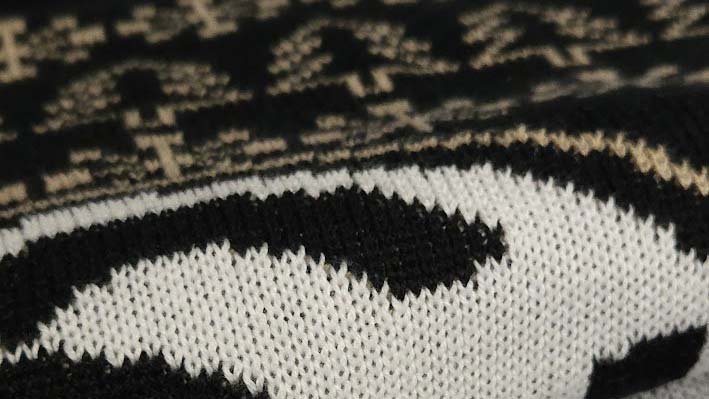 Personalized knitted sweaters